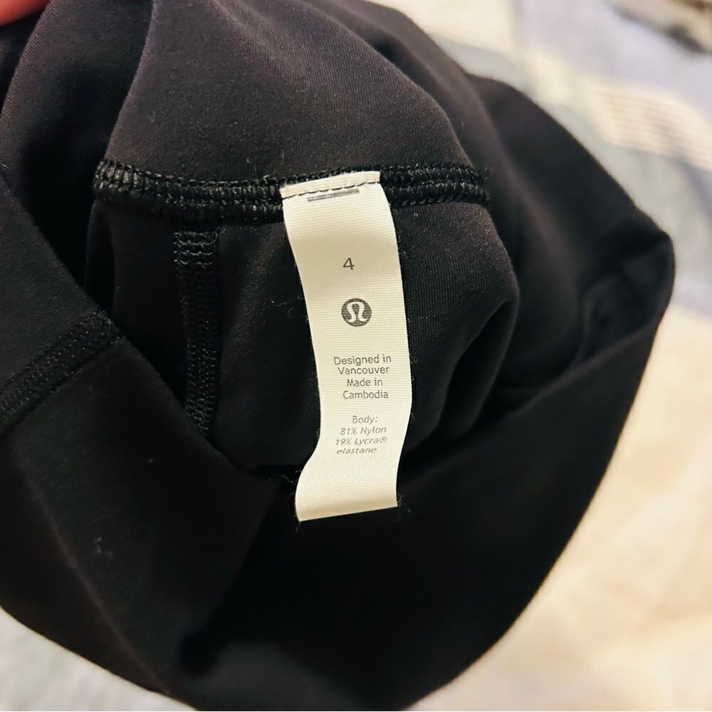 Lululemon Logo Shorts - Picture 4 of 4